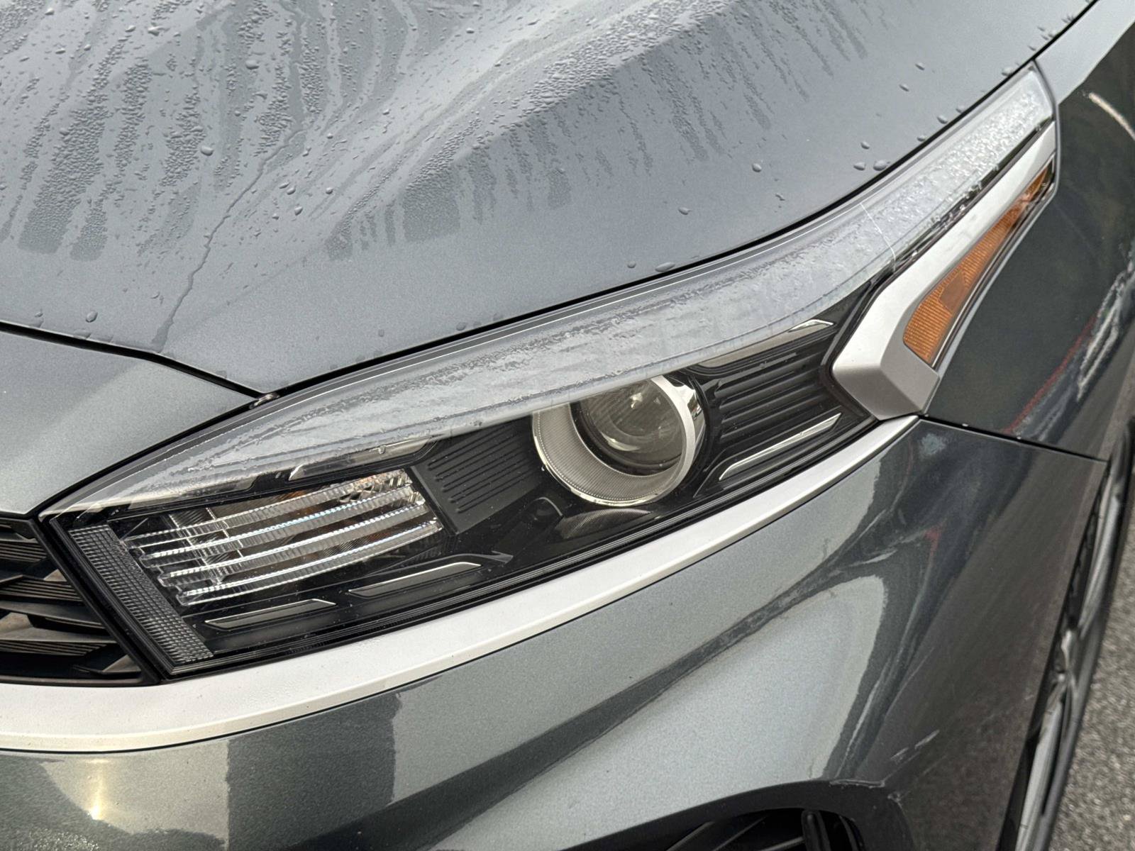 Used 2023 Kia Forte LXS FWD image 9