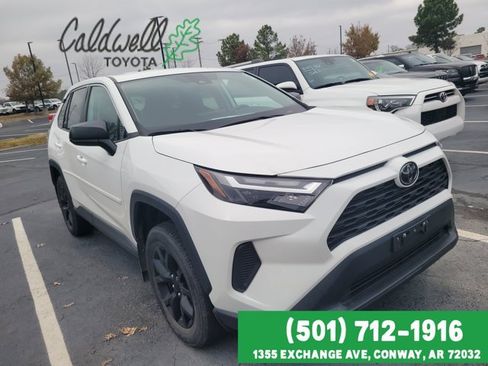 Used 2023 Toyota RAV4 LE image 3