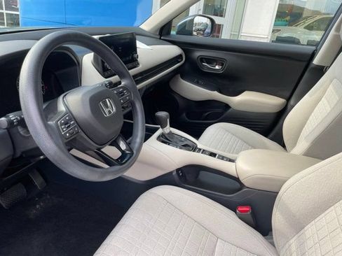 Used 2024 Honda HR-V LX image 5