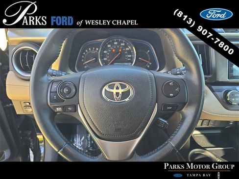 Used 2014 Toyota RAV4 Limited image 28