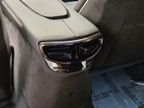 Used 2026 Ferrari Purosangue image 20