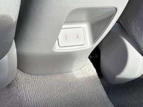 Certified 2025 Hyundai Elantra Sport image 14