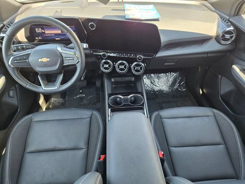 Used 2024 Chevrolet Blazer EV LT AWD/4WD image 9