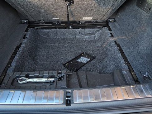 Certified 2023 BMW X6 xDrive40i w/ Executive Package image 32