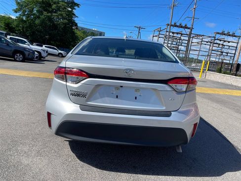 Used 2024 Toyota Corolla LE FWD image 4