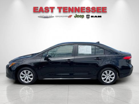 Used 2026 Toyota Corolla LE FWD image 6