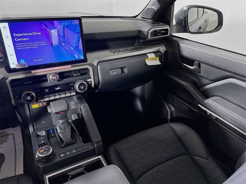 Certified 2025 Toyota Tacoma TRD Off-Road w/ TRD Off Road Premium Package image 22