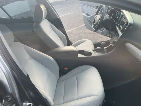 Used 2013 Kia Optima LX w/ Convenience Plus Pkg image 14
