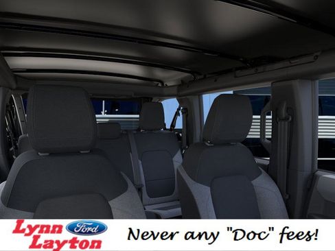 New 2025 Ford Bronco 4-Door image 12