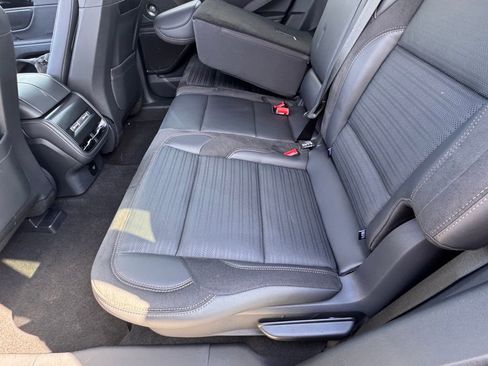 Used 2025 Lincoln Nautilus Reserve w/ Jet Appearance Package AWD/4WD image 31