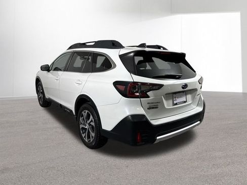Used 2020 Subaru Outback Limited image 30