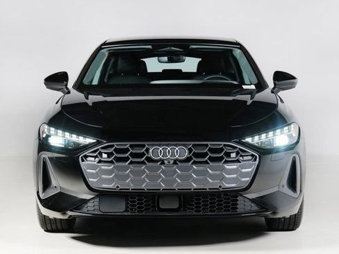 Used 2025 Audi A5 2.0T Premium Plus w/ Premium Plus AWD/4WD image 8