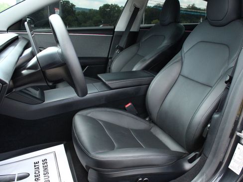Used 2024 Tesla Model 3 Standard Range RWD image 19