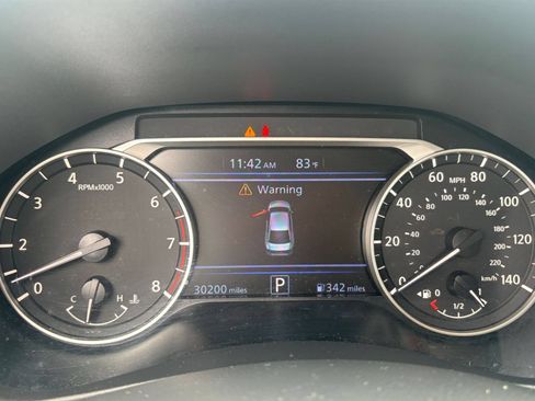 Used 2025 Nissan Altima 2.5 SV FWD image 39