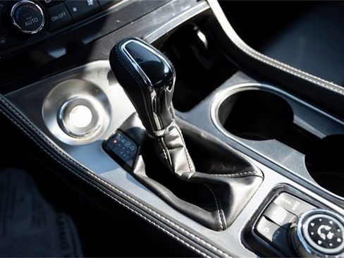 Used 2023 Nissan Maxima SV w/ Floor Mat Group image 12