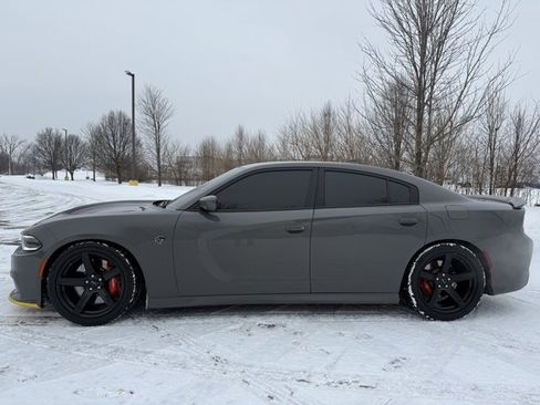 Used 2017 Dodge Charger SRT Hellcat w/ Harman/Kardon Audio Group image 7