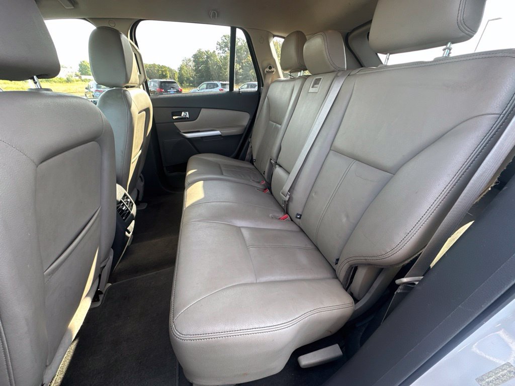 Used 2012 Ford Edge SEL FWD image 20