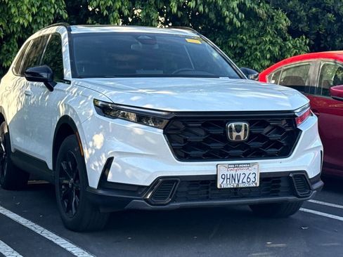 Used 2023 Honda CR-V Sport image 2