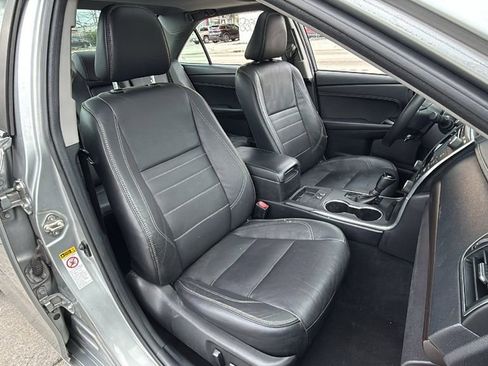 Used 2017 Toyota Camry XLE w/ Moonroof Package image 29