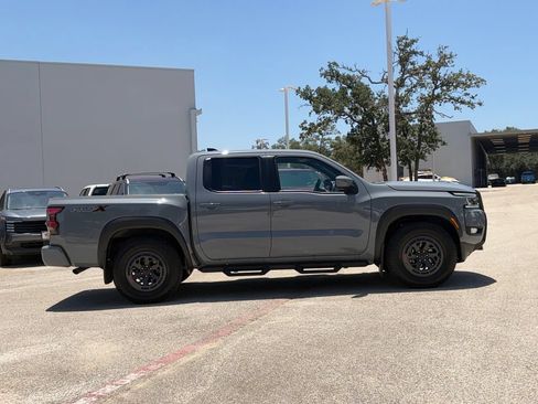 Certified 2025 Nissan Frontier Pro-X RWD image 4