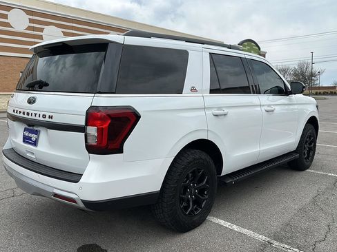 Used 2022 Ford Expedition Timberline image 5