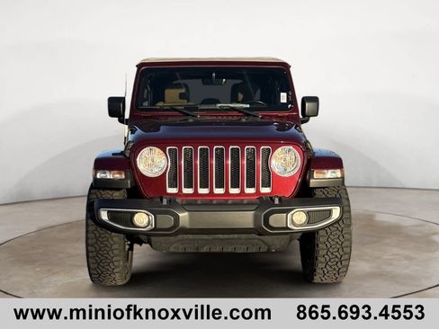 Used 2022 Jeep Wrangler Unlimited Sahara image 8