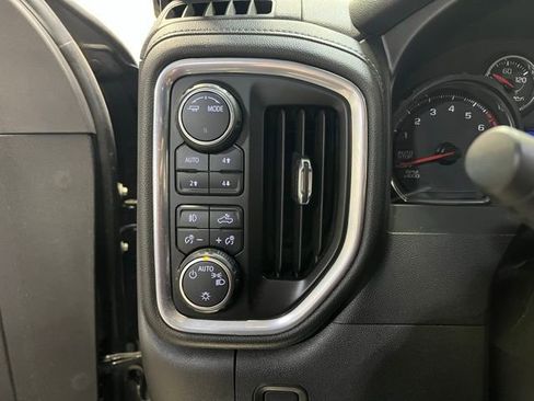 Used 2022 Chevrolet Silverado 1500 LTZ w/ Z71 Off-Road Package image 14