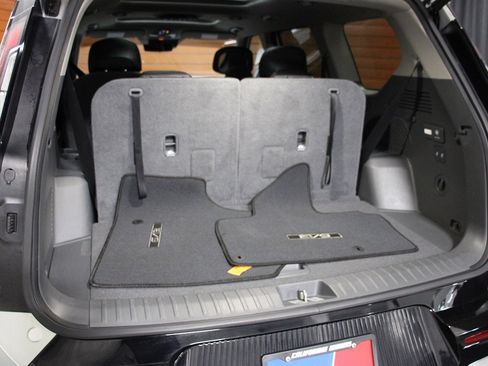 Used 2024 Kia EV9 Land image 47