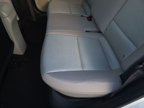 Used 2022 Kia Soul LX image 27