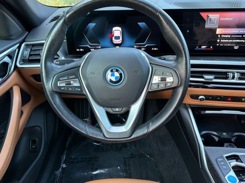 Used 2023 BMW i4 eDrive35 w/ Premium Package RWD image 18