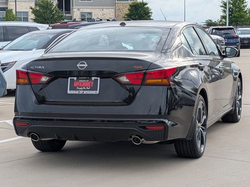 New 2026 Nissan Altima 2.5 SR FWD image 4