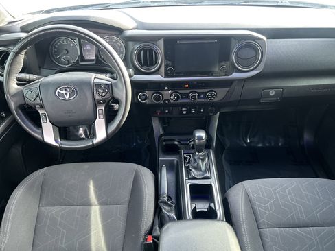 Used 2018 Toyota Tacoma TRD Off-Road image 26