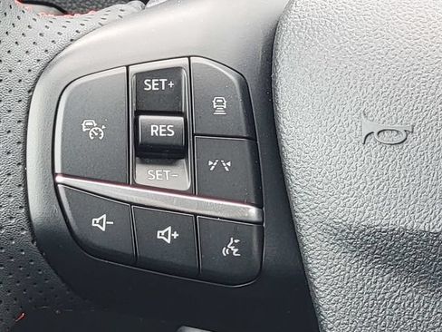 Certified 2023 Ford Escape ST-Line w/ Tech Pack #1 AWD/4WD image 33