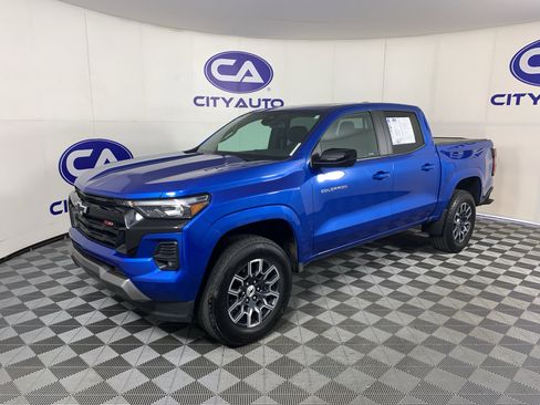 Used 2023 Chevrolet Colorado Z71 w/ Z71 Convenience Package 2 AWD/4WD image 7