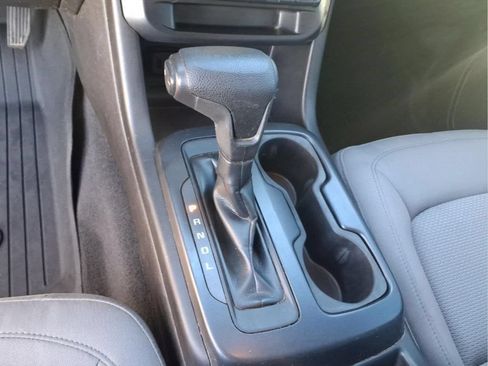Used 2019 Chevrolet Colorado W/T w/ Custom Special Edition AWD/4WD image 23