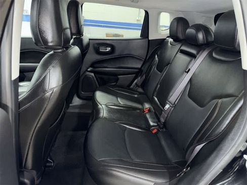 Used 2021 Jeep Compass Limited w/ Elite Exterior Group image 17