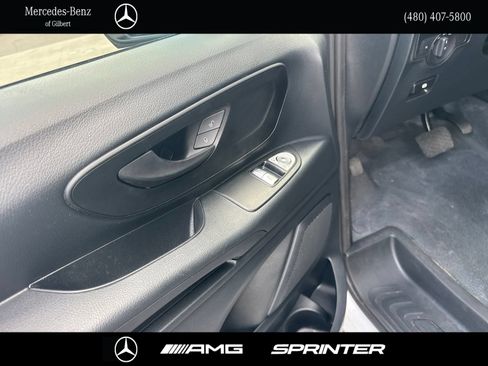 Used 2023 Mercedes-Benz Metris Passenger image 12