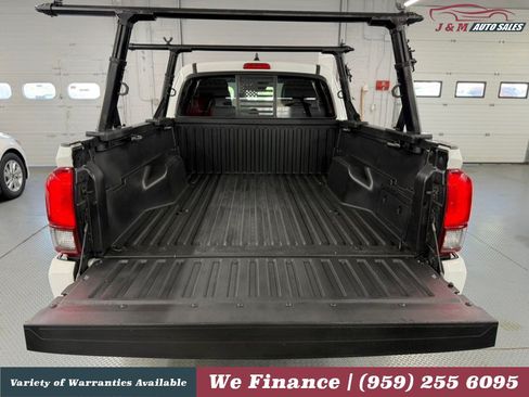 Used 2022 Toyota Tacoma SR w/ SR Convenience Package AWD/4WD image 14