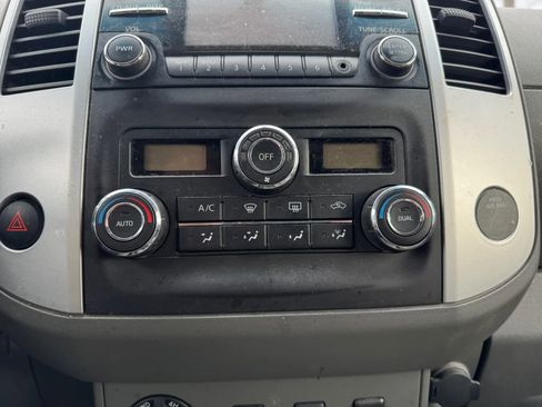 Used 2013 Nissan Frontier SV w/ SV Value Truck Pkg image 17