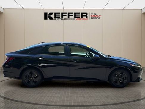 Used 2021 Hyundai Elantra SEL FWD image 7