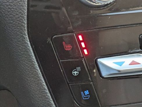 Certified 2021 Ford Explorer Limited w/ Hybrid Equipment Group 310A image 22