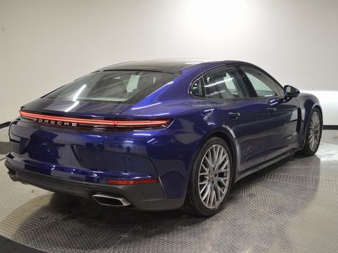 Certified 2025 Porsche Panamera image 7