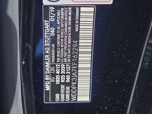 Used 2019 Mercedes-Benz SLC 300 image 32