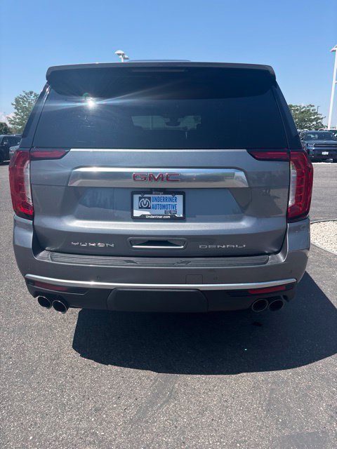 Used 2021 GMC Yukon Denali w/ Denali Ultimate Package AWD/4WD image 3
