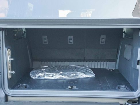 New 2025 Ford Bronco Badlands w/ Sasquatch Package image 24