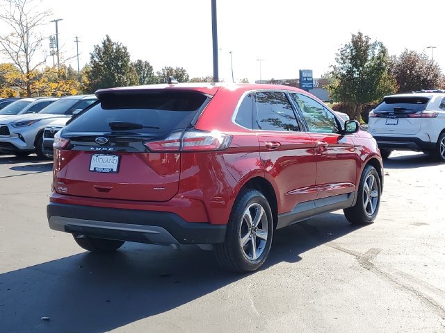 Certified 2024 Ford Edge SEL w/ Convenience Package AWD/4WD image 3