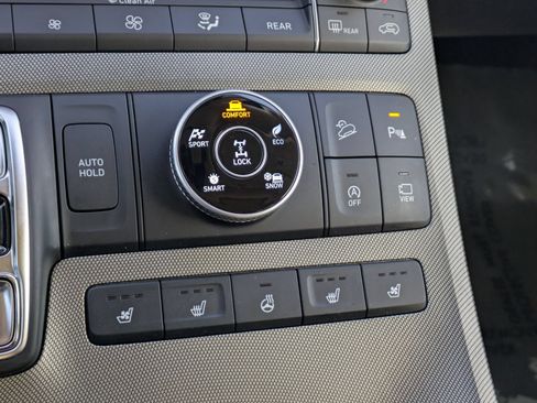 Used 2021 Hyundai Palisade Limited w/ Winter Package AWD/4WD image 19