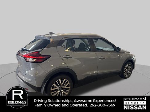 Used 2023 Nissan Kicks SV FWD image 5