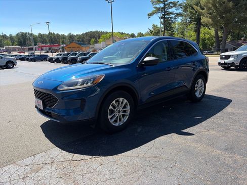 Used 2022 Ford Escape SE w/ Convenience Package AWD/4WD image 3