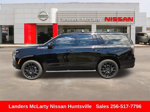 Used 2025 Chevrolet Tahoe Z71 w/ Z71 Off-Road Package AWD/4WD image 8